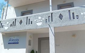 Alexia'S Houses